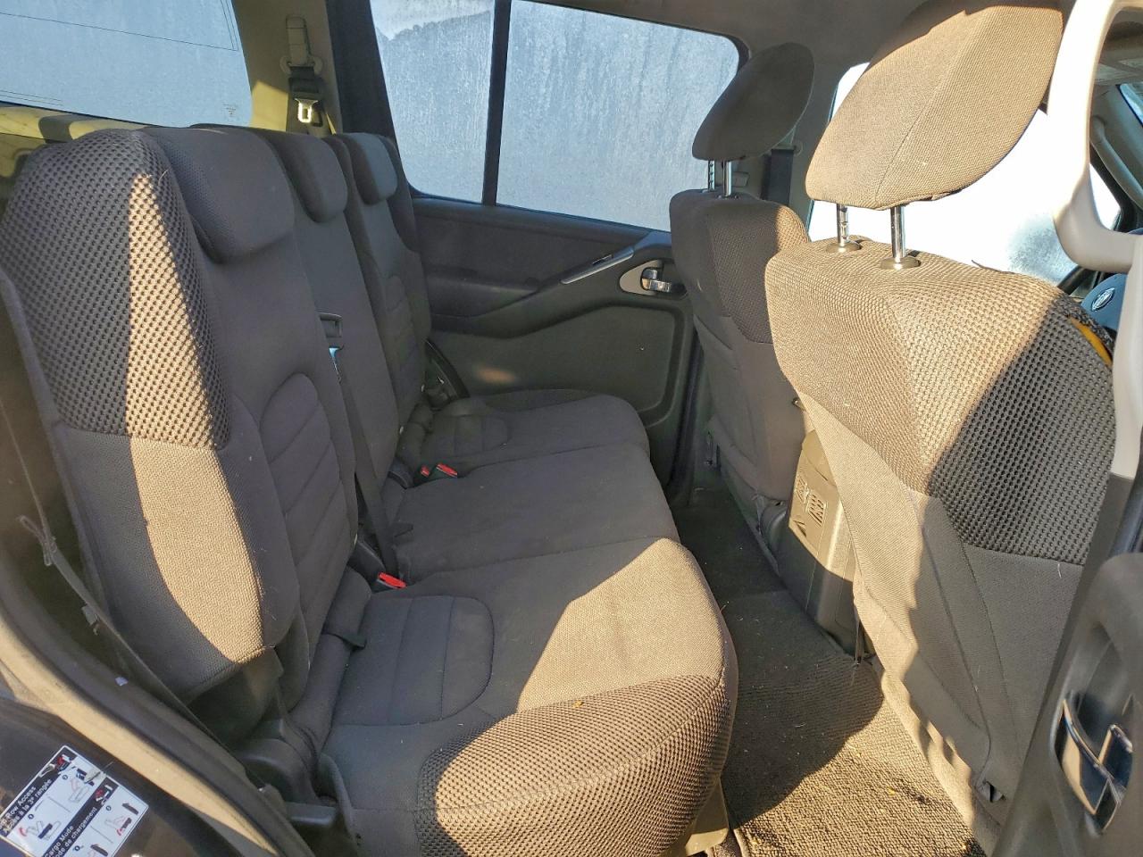 2011 NISSAN PATHFINDER S photo 11