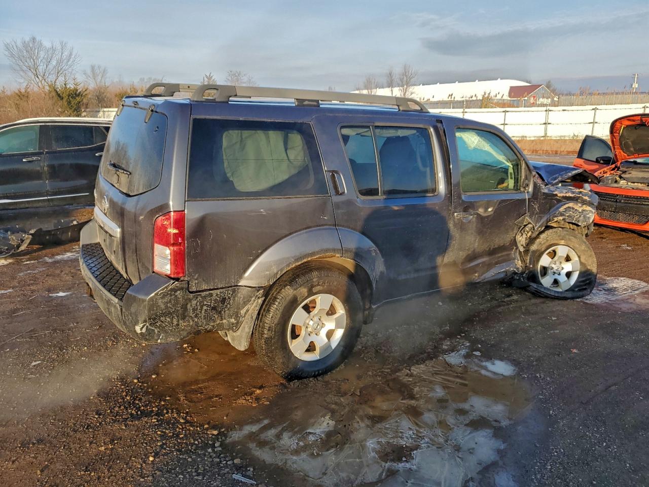2011 NISSAN PATHFINDER S photo 3