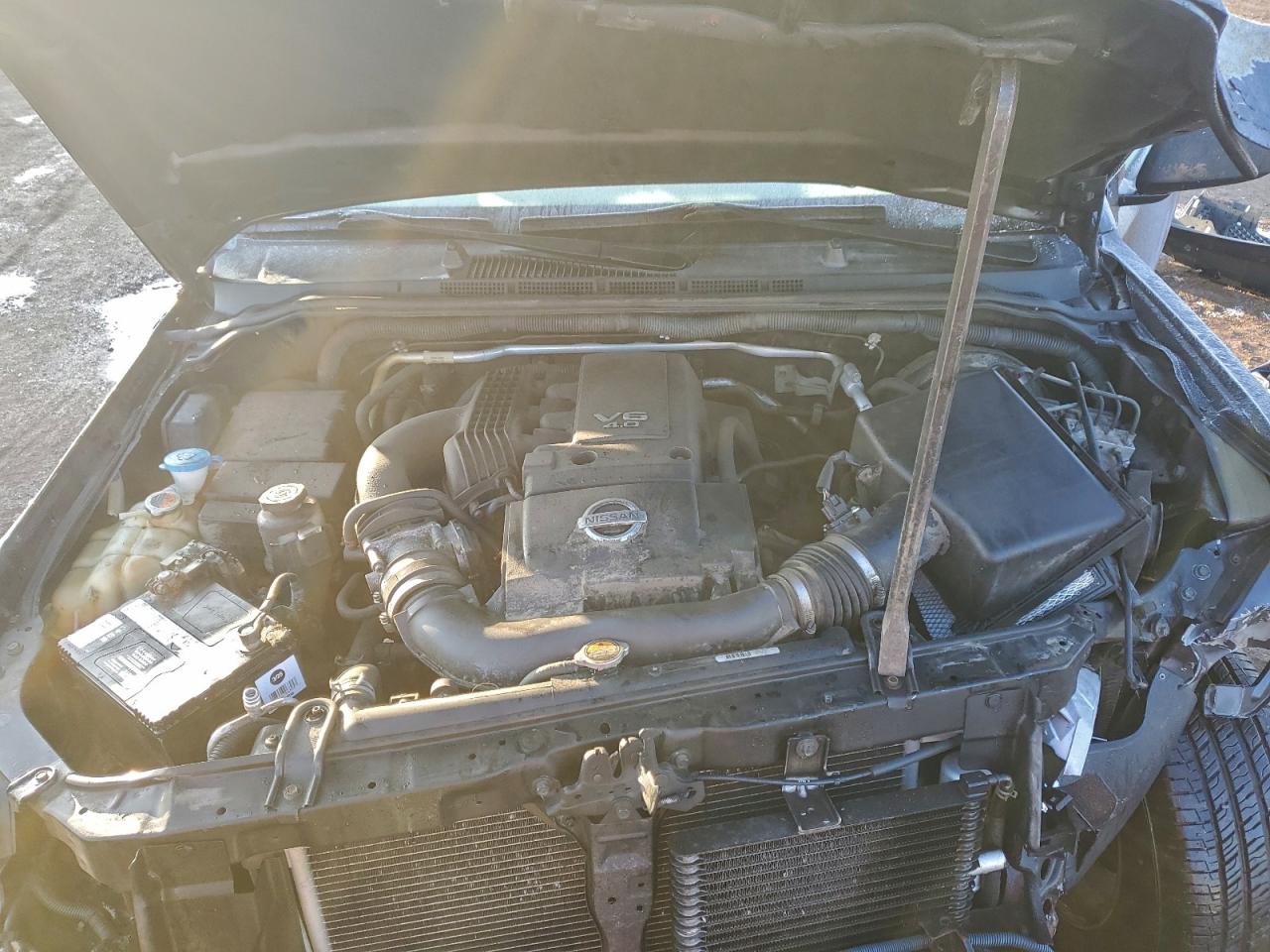 2011 NISSAN PATHFINDER S photo 12