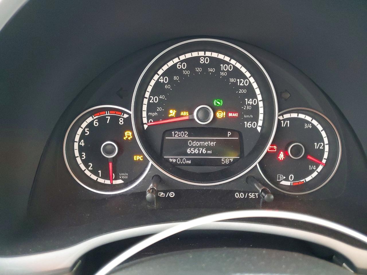 2015 VOLKSWAGEN BEETLE 1.8T photo 17