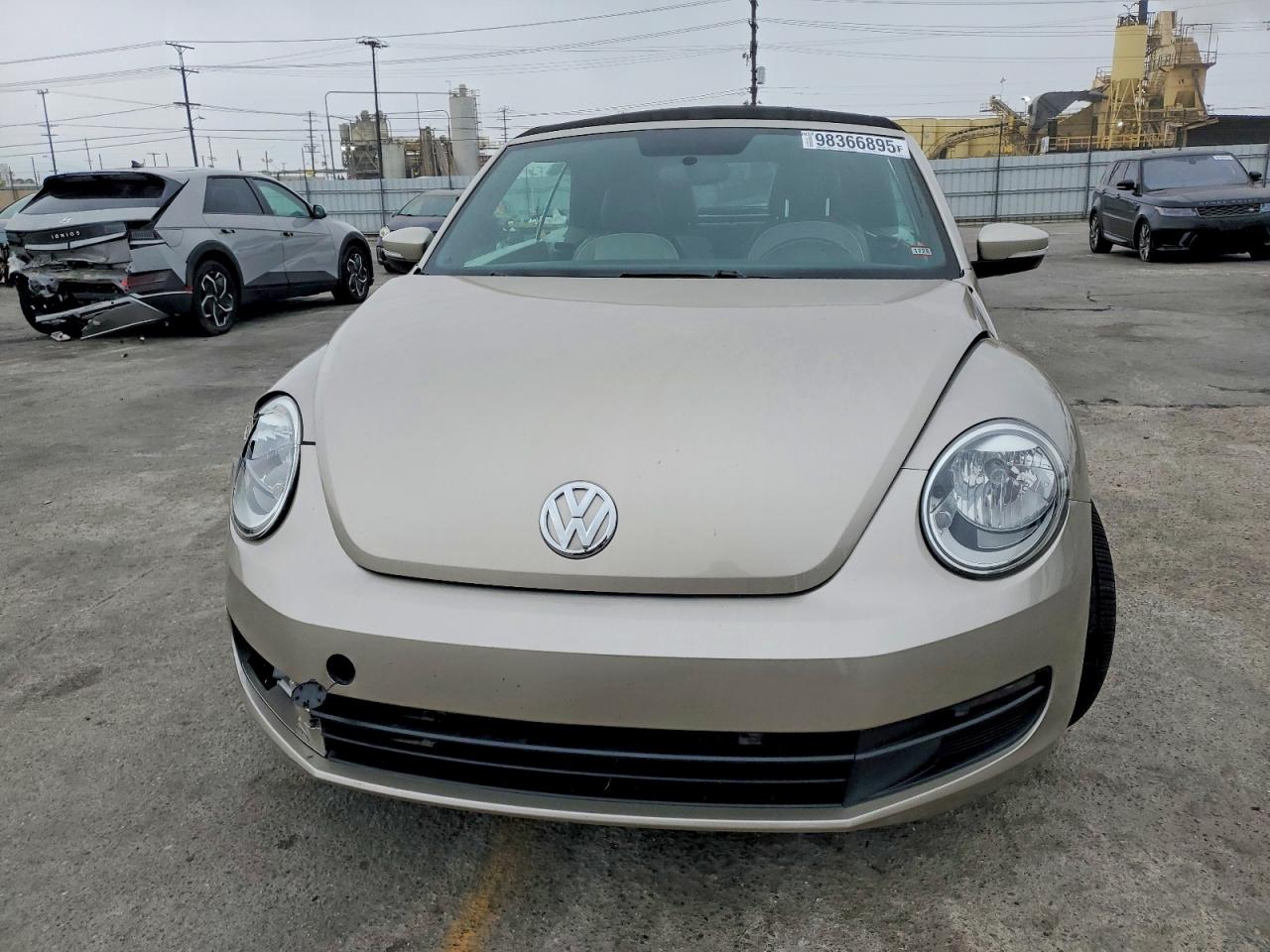 2015 VOLKSWAGEN BEETLE 1.8T photo 9