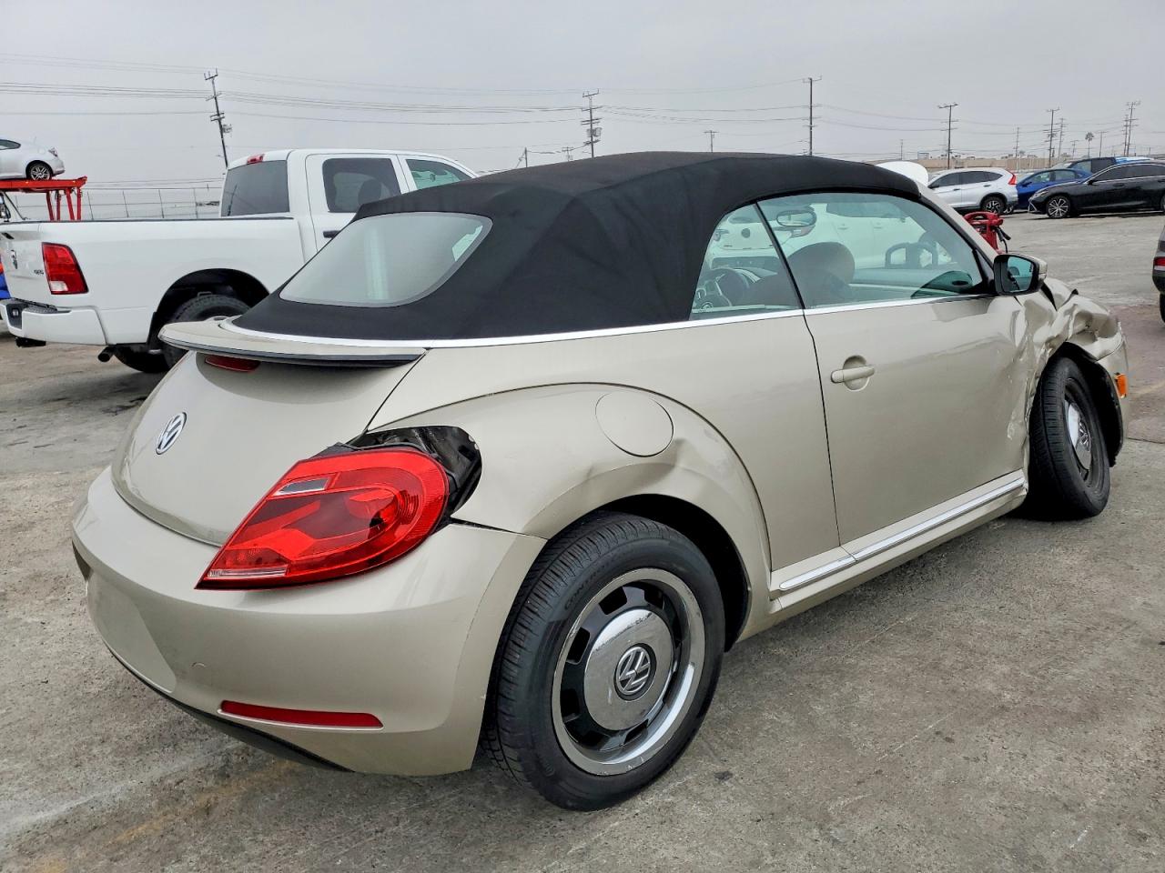 2015 VOLKSWAGEN BEETLE 1.8T photo 5