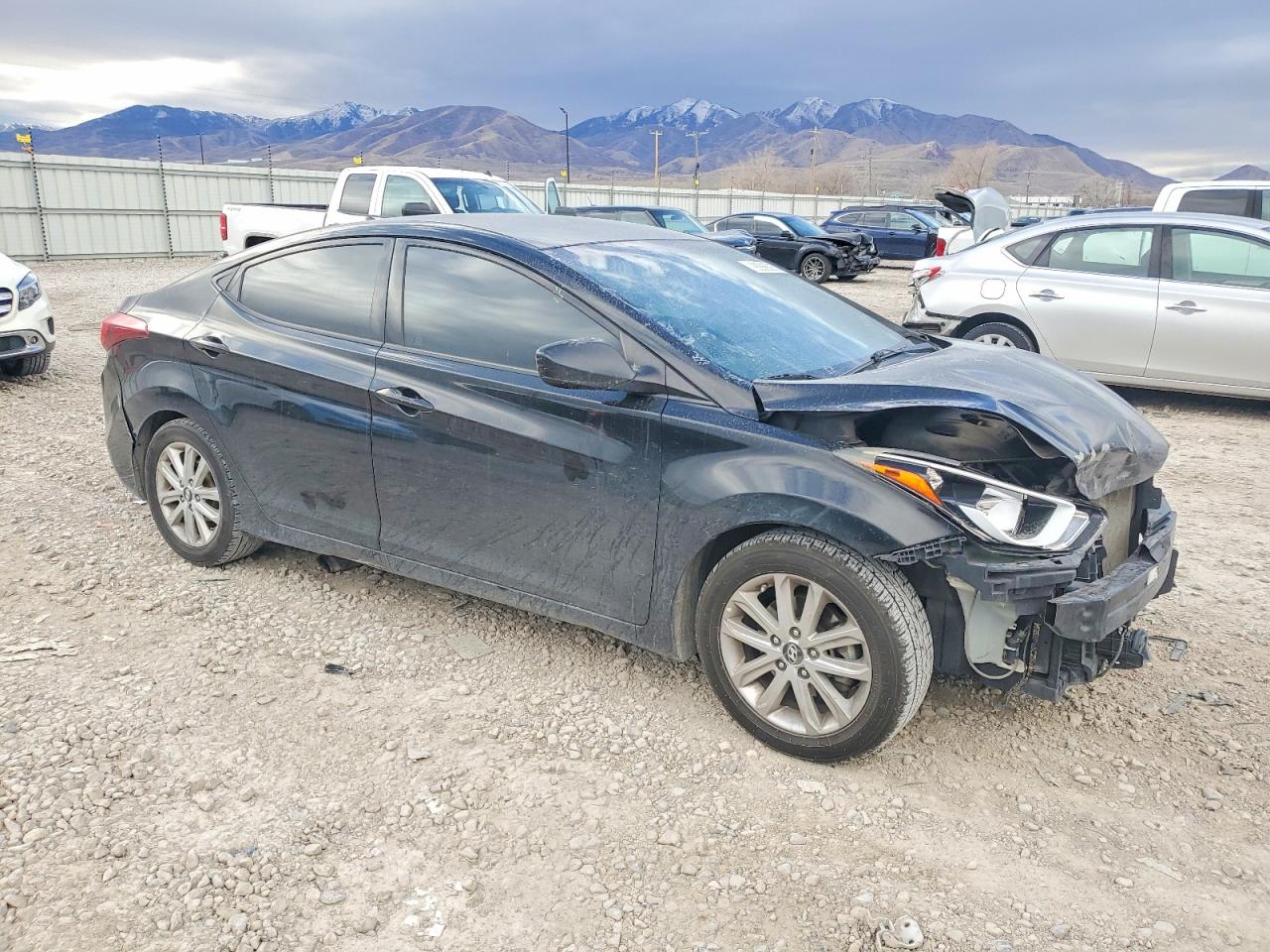 2014 HYUNDAI ELANTRA SE photo 4