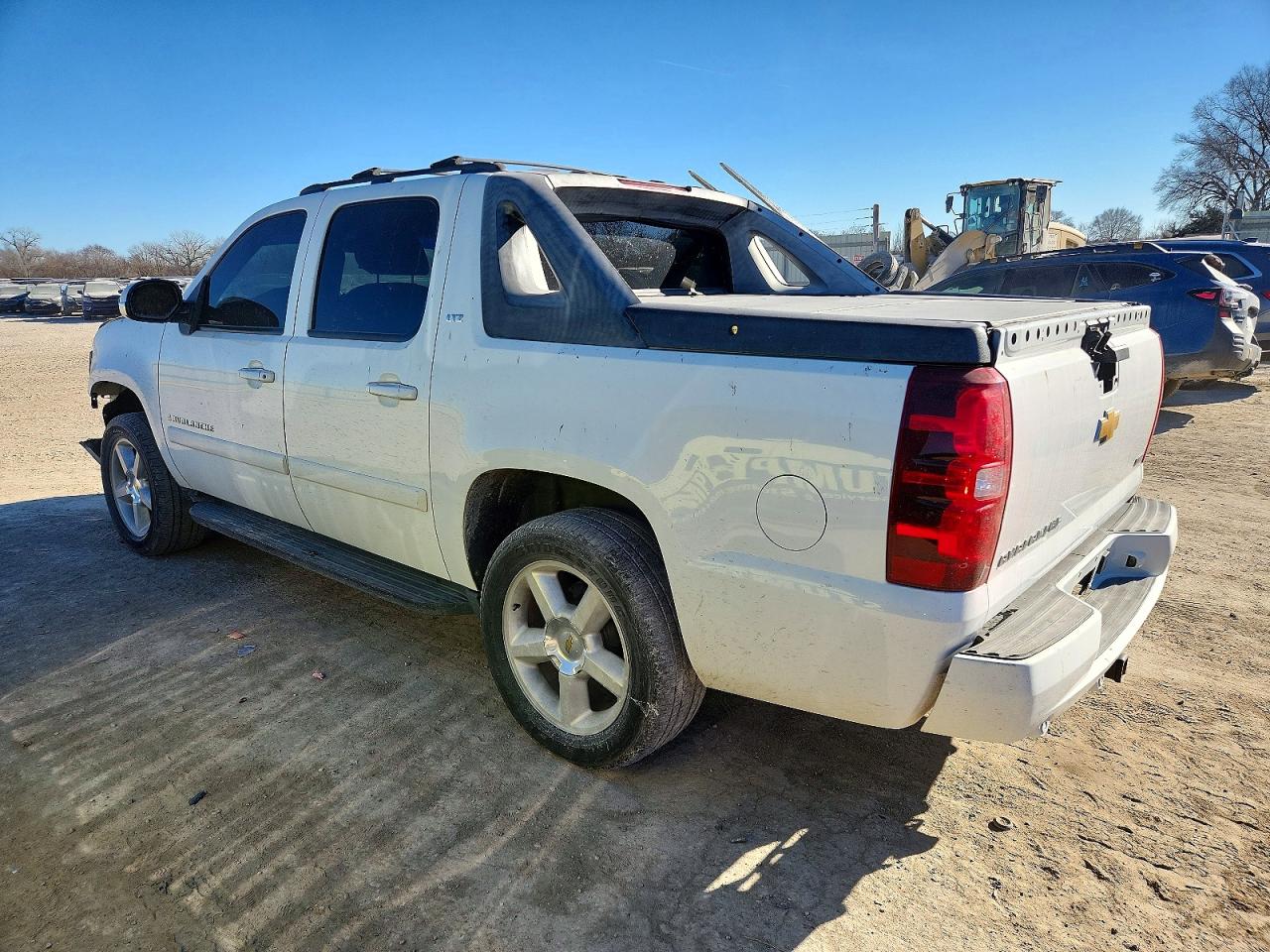 2007 CHEVROLET AVALANCHE C1500 photo 2