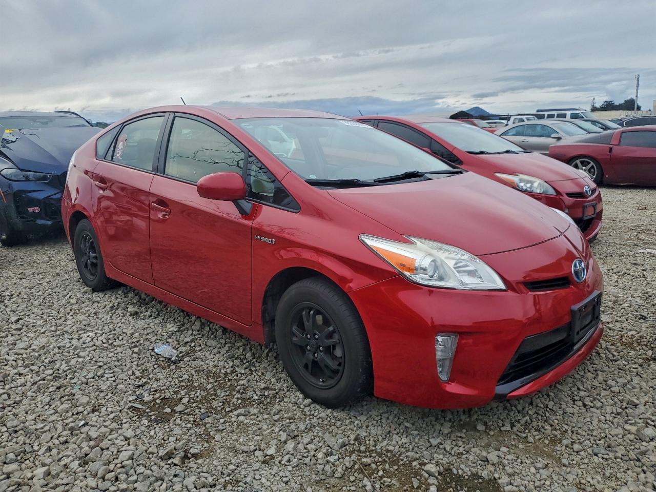 2013 TOYOTA PRIUS photo 4