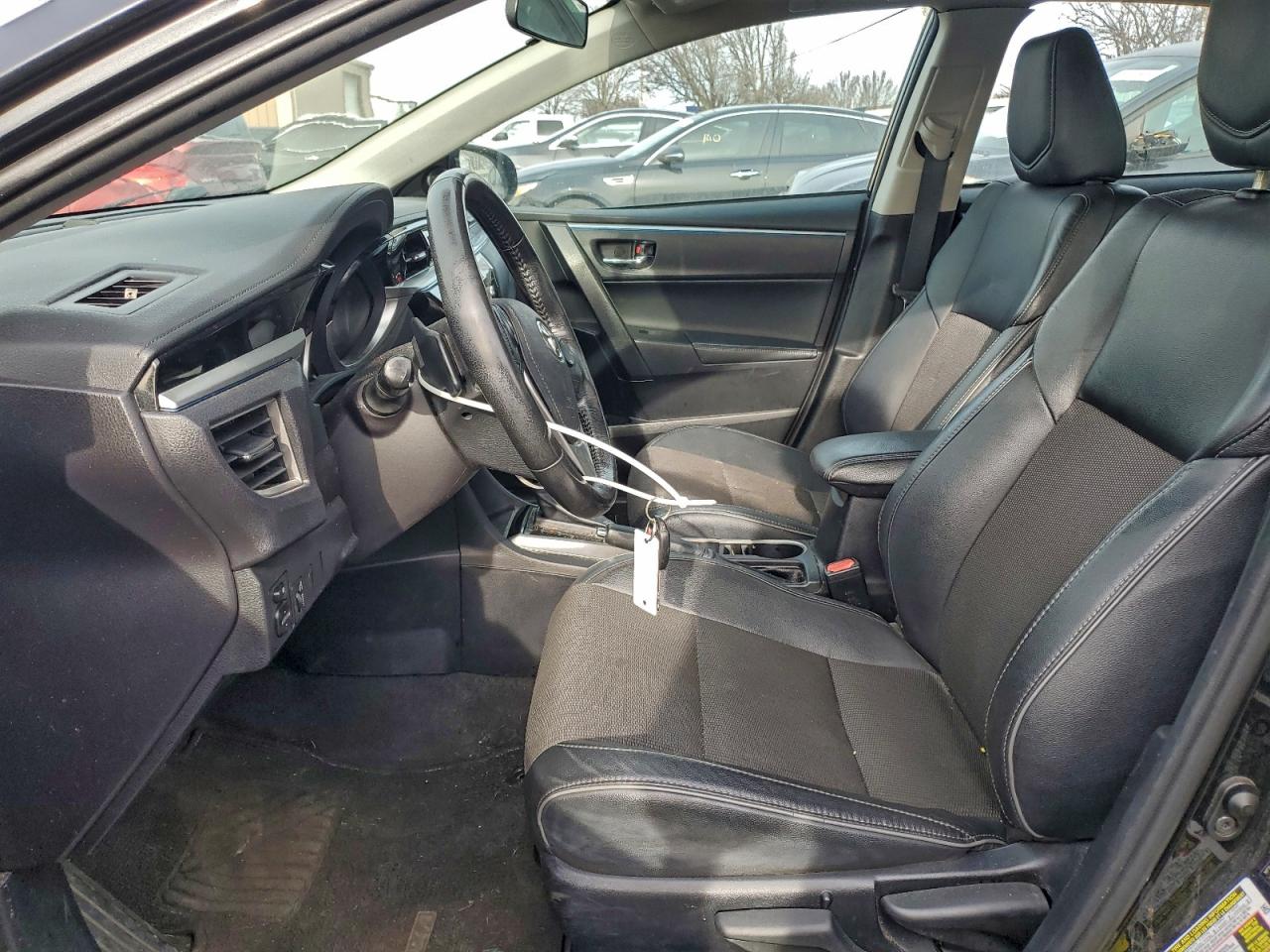 2016 TOYOTA COROLLA L photo 7