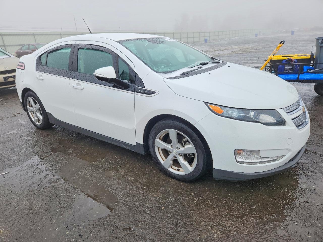 2013 CHEVROLET VOLT photo 4