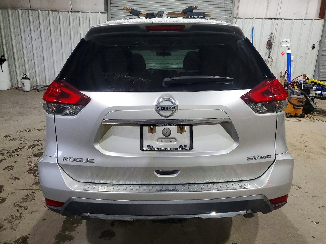 2017 NISSAN ROGUE S photo 6