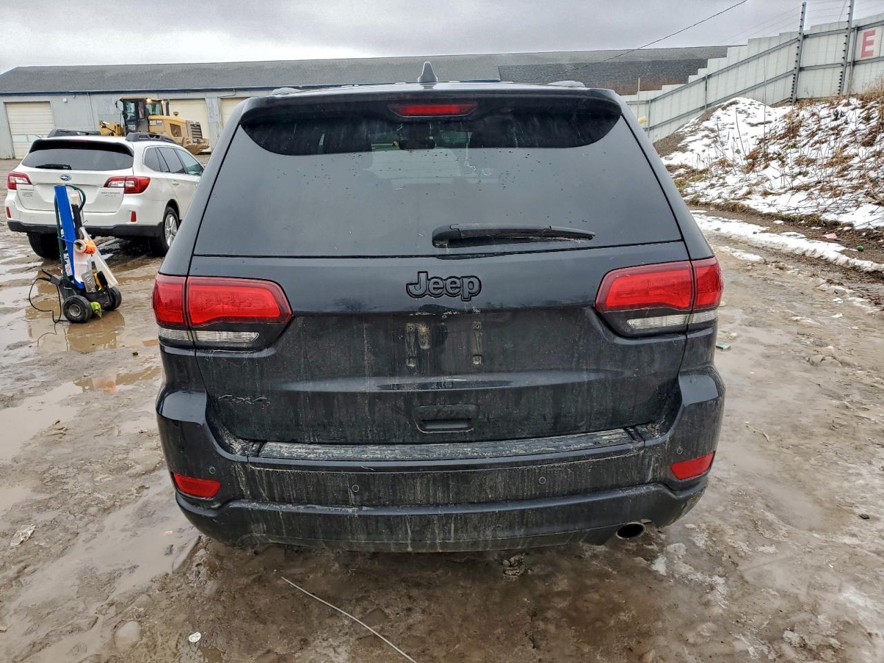 2018 JEEP GRAND CHEROKEE LAREDO photo 6