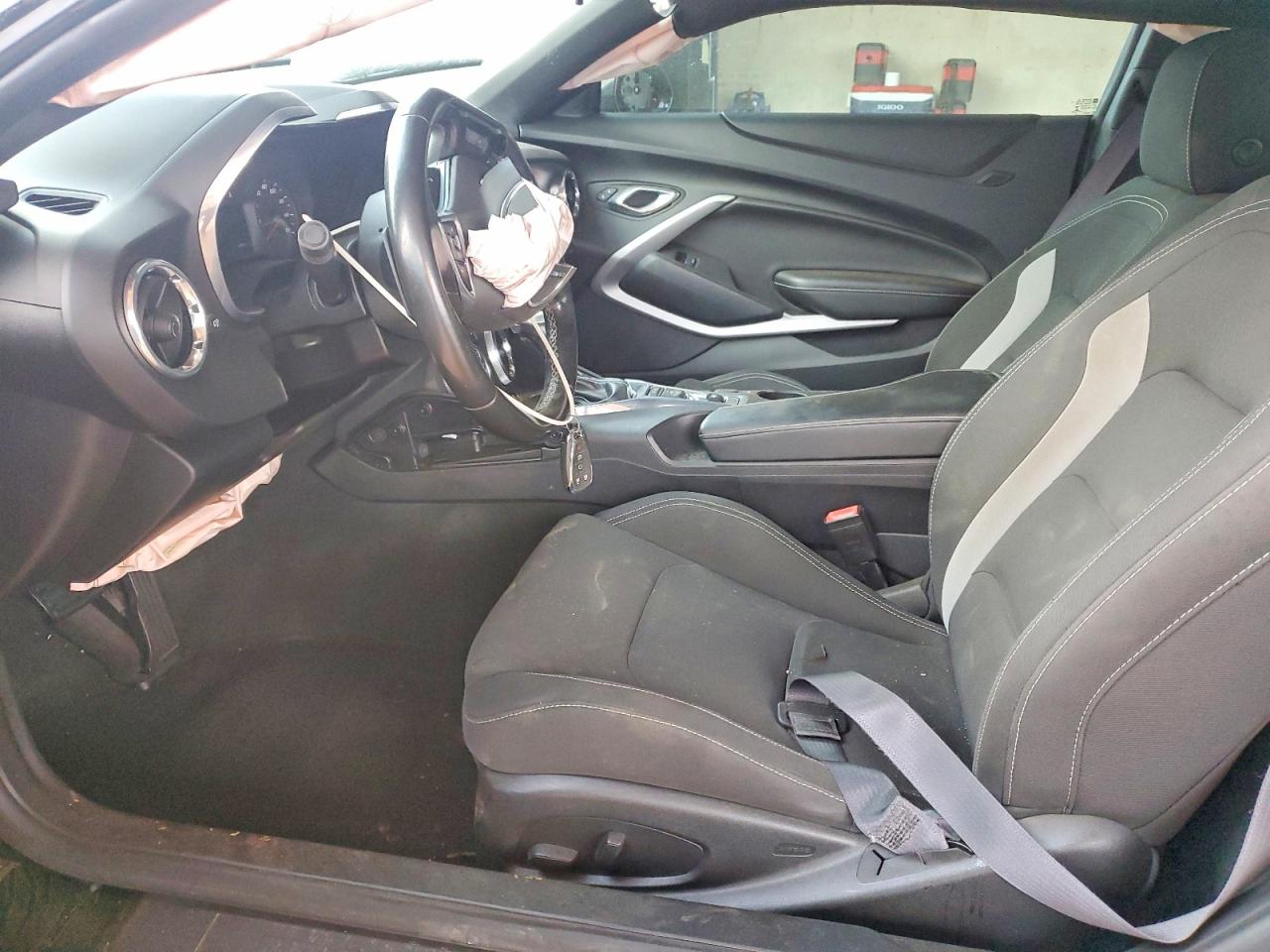 2017 CHEVROLET CAMARO LT photo 7