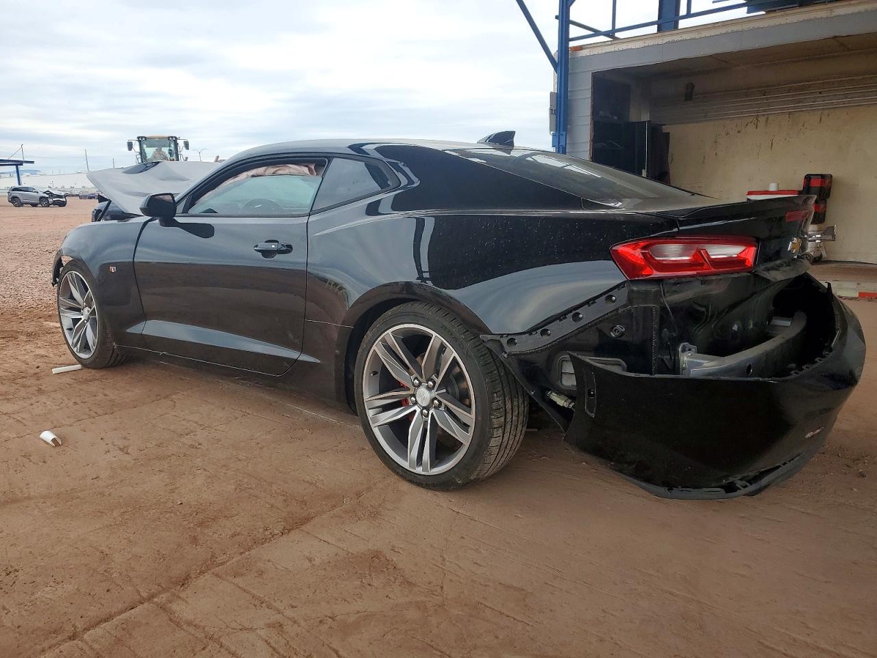 2017 CHEVROLET CAMARO LT photo 2