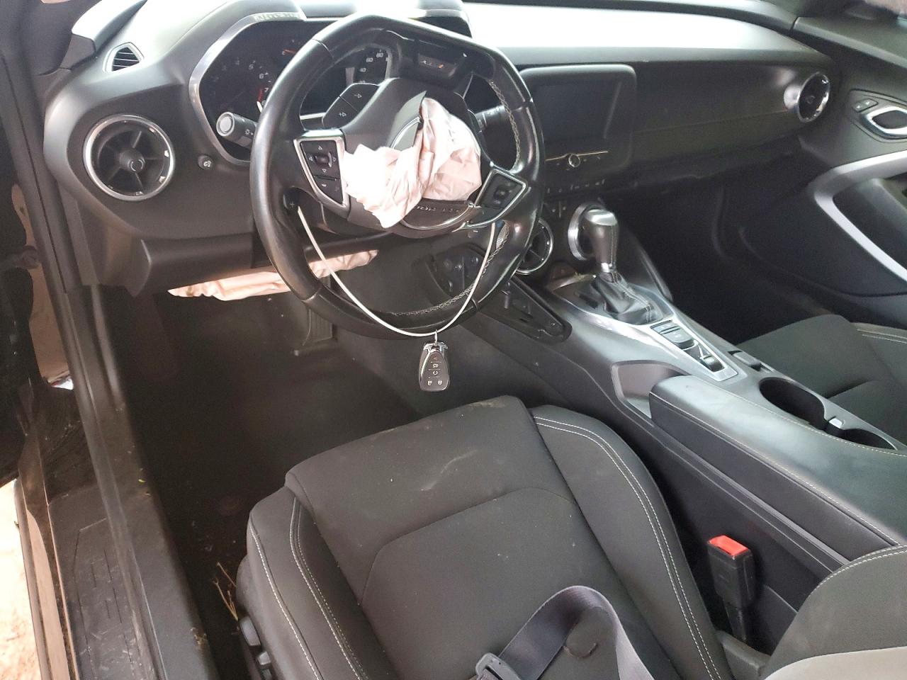 2017 CHEVROLET CAMARO LT photo 8