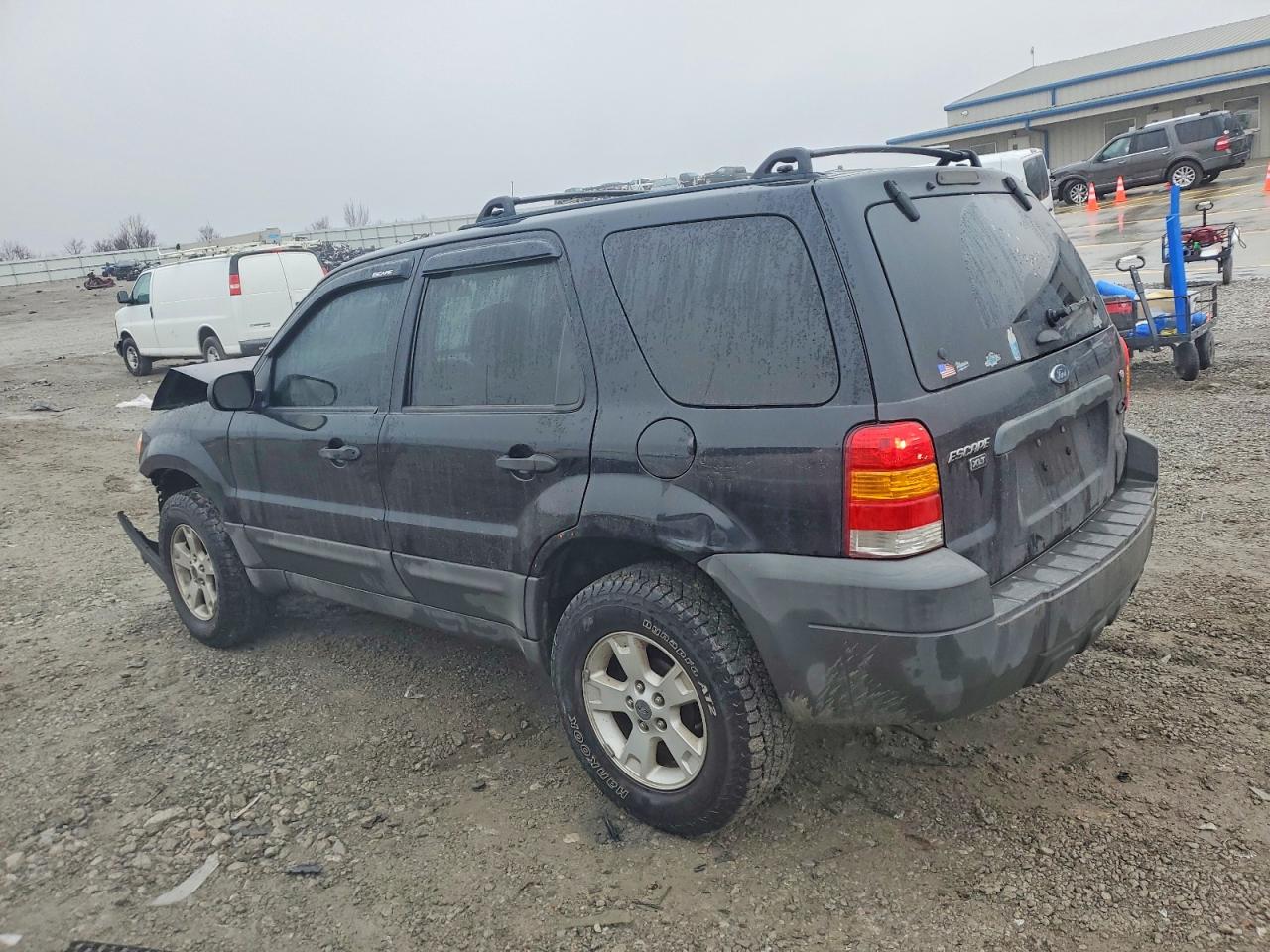 2006 FORD ESCAPE XLT photo 2