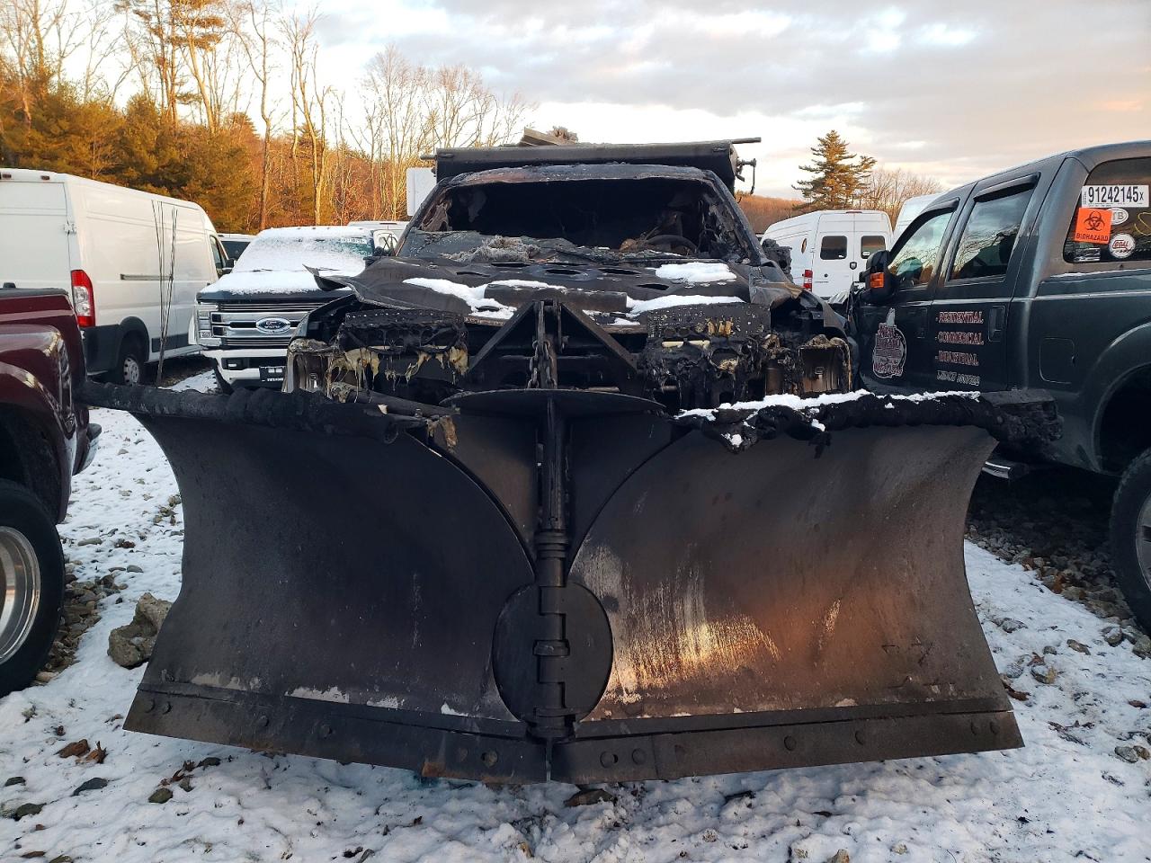 2024 FORD F550 SUPER DUTY DUMP TRUCK photo 5