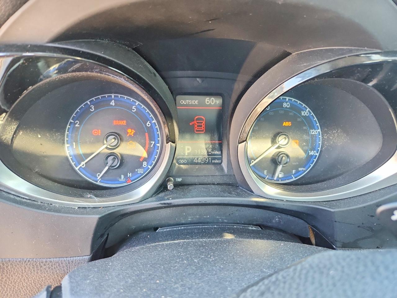 2016 TOYOTA COROLLA photo 17