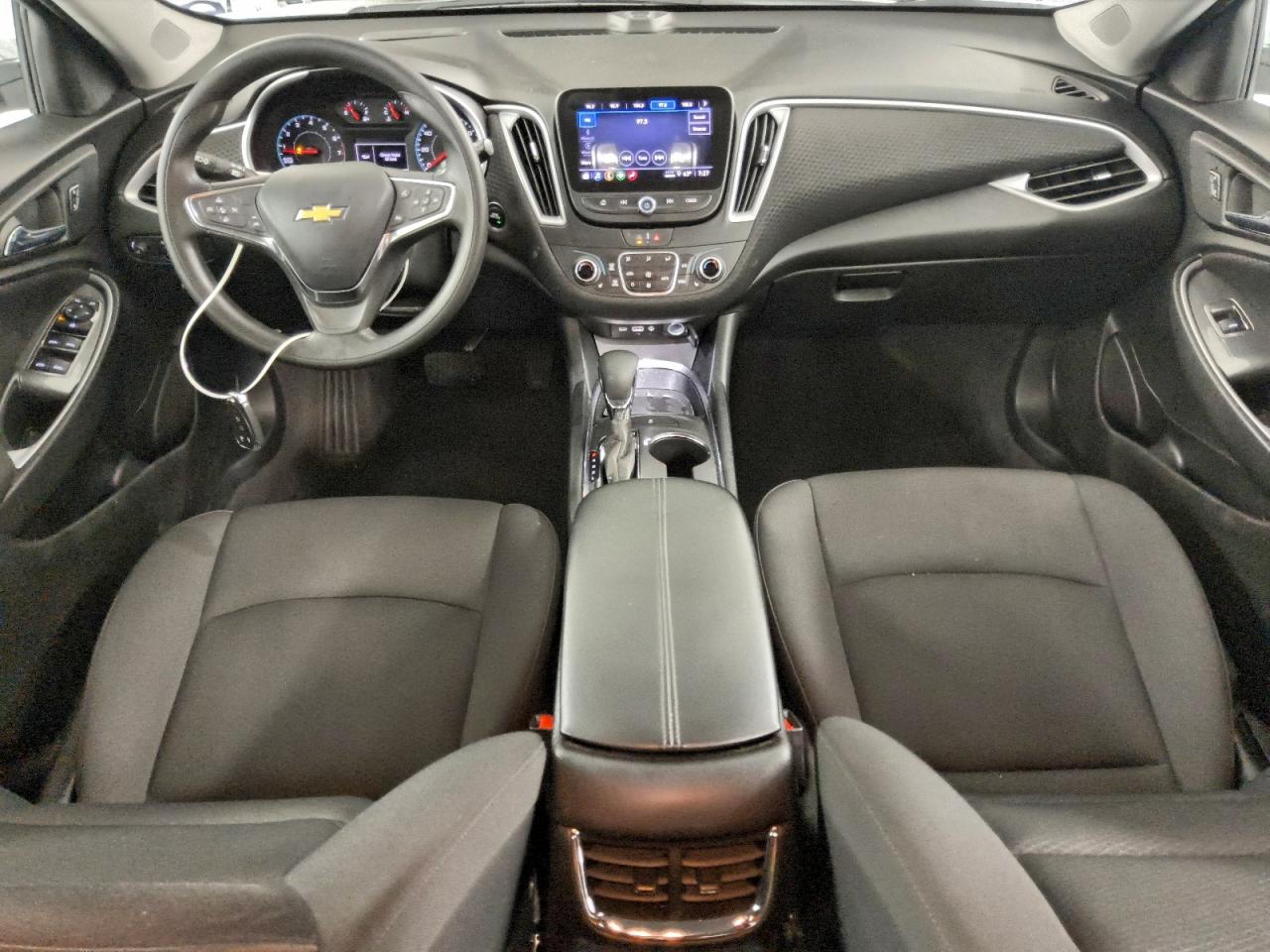 2023 CHEVROLET MALIBU LT photo 8