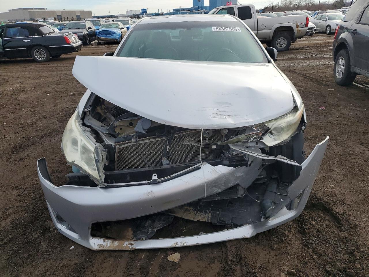 2012 TOYOTA CAMRY BASE photo 5