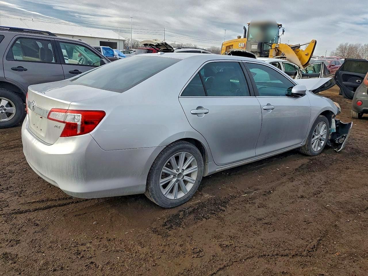 2012 TOYOTA CAMRY BASE photo 3