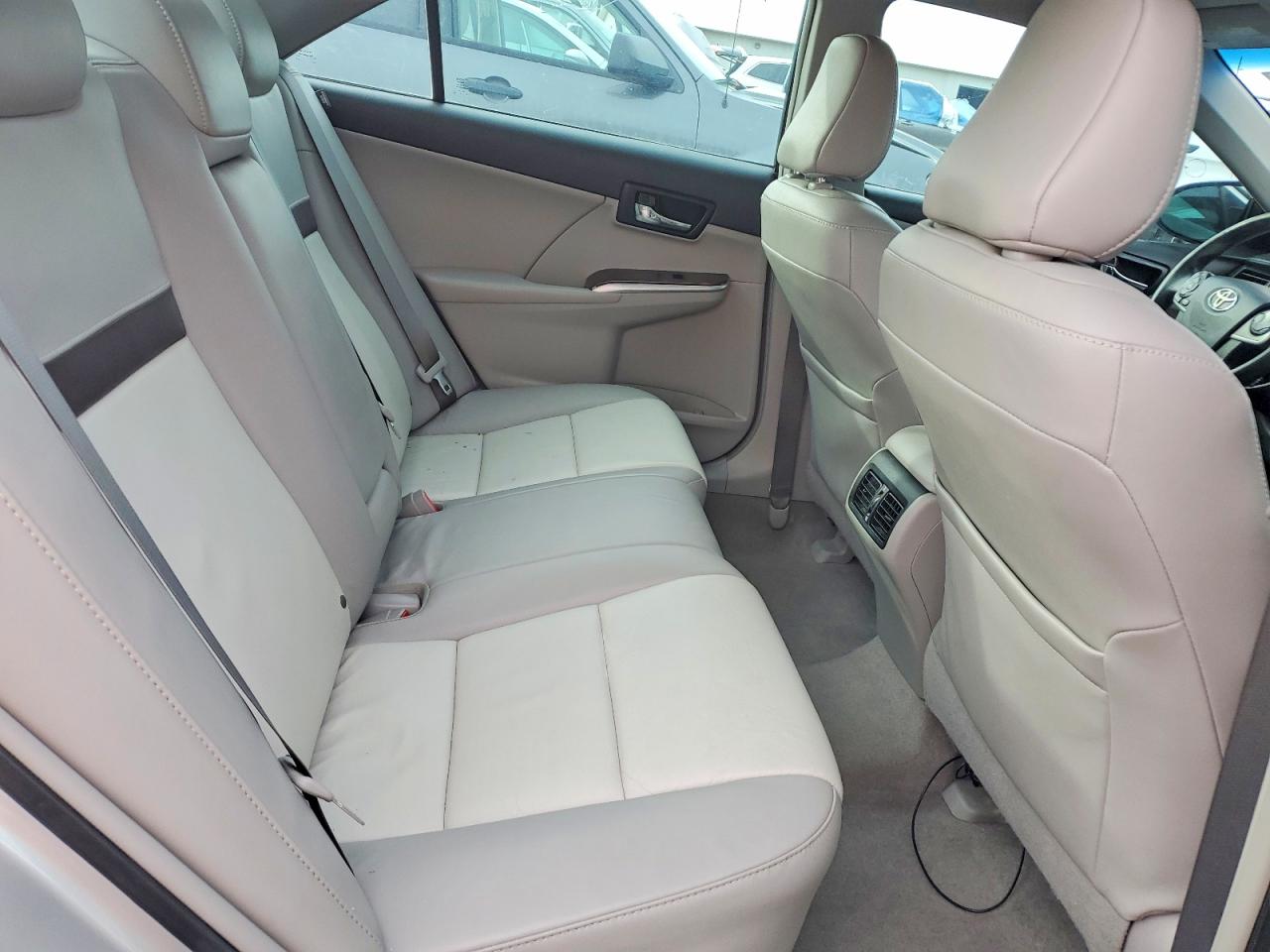 2012 TOYOTA CAMRY BASE photo 10