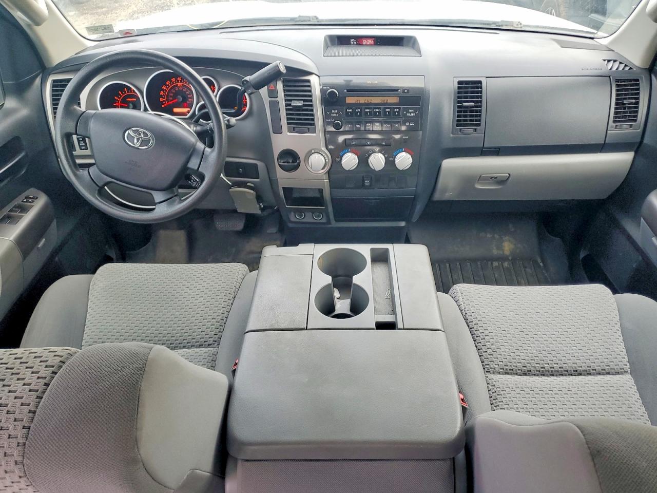 2013 TOYOTA TUNDRA DOUBLE CAB SR5 photo 8