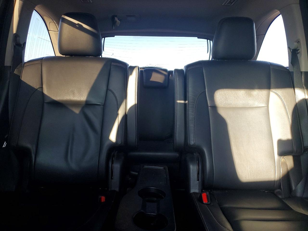 2018 TOYOTA HIGHLANDER SE photo 10