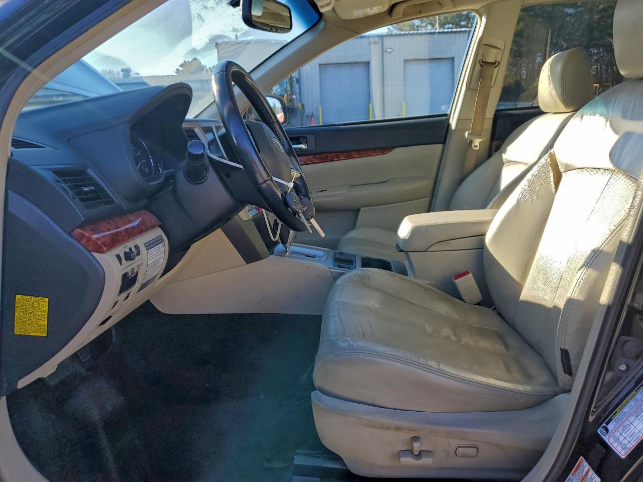 2012 SUBARU OUTBACK 3.6R LIMITED photo 7