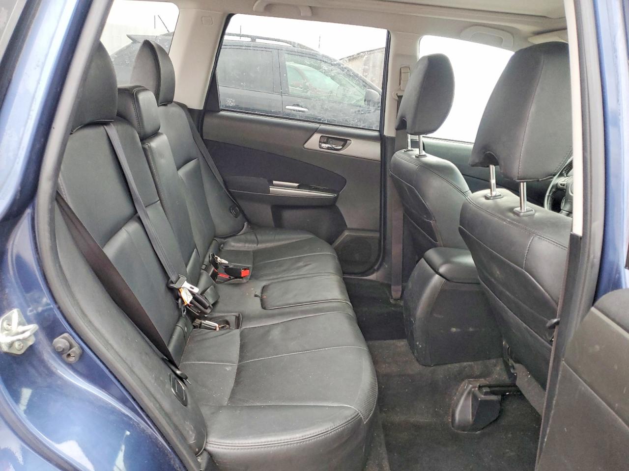 2011 SUBARU FORESTER TOURING photo 11