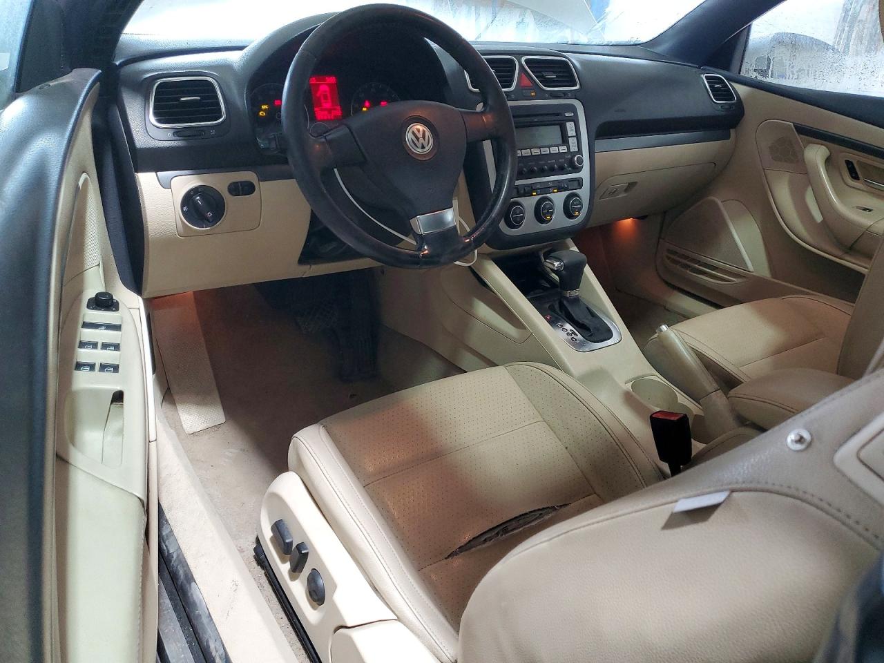 2009 VOLKSWAGEN EOS TURBO photo 8