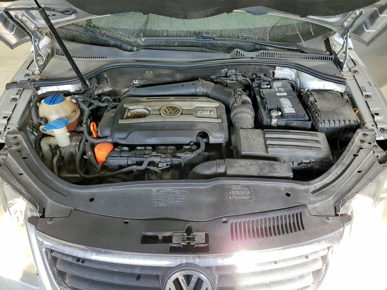 2009 VOLKSWAGEN EOS TURBO photo 11