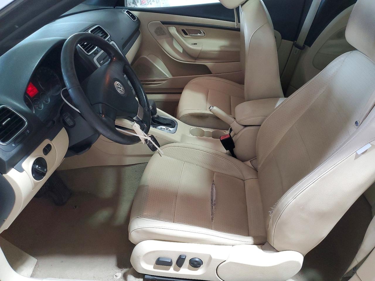 2009 VOLKSWAGEN EOS TURBO photo 7