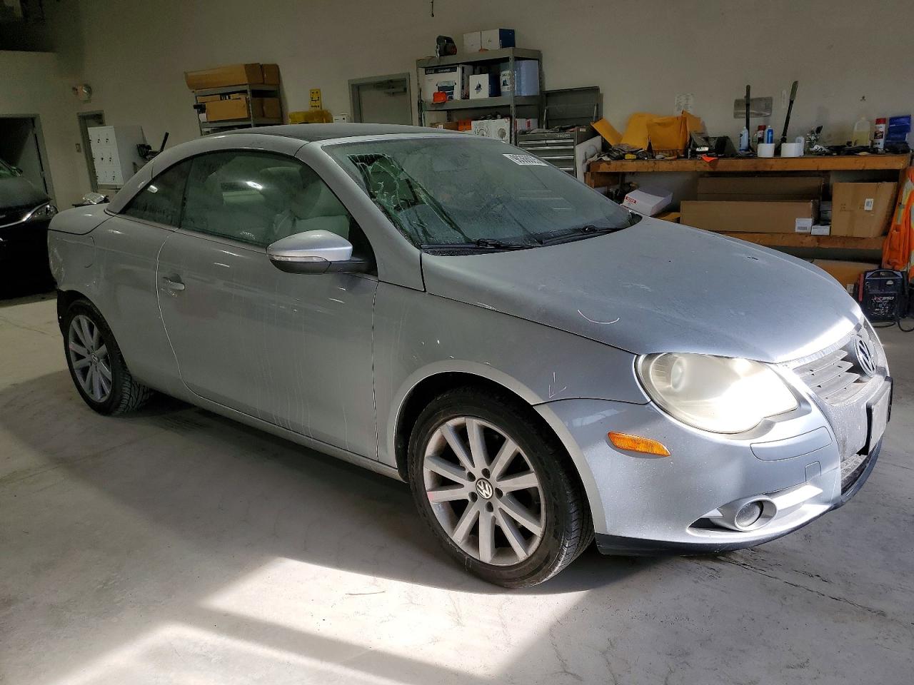 2009 VOLKSWAGEN EOS TURBO photo 4