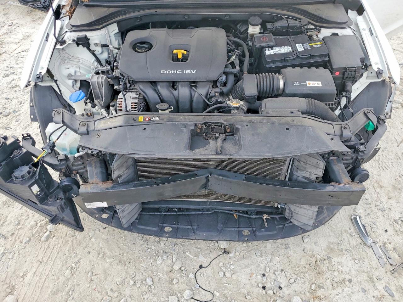 2017 HYUNDAI ELANTRA SE photo 11