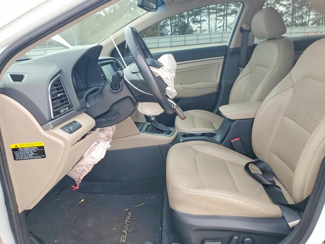 2017 HYUNDAI ELANTRA SE photo 7
