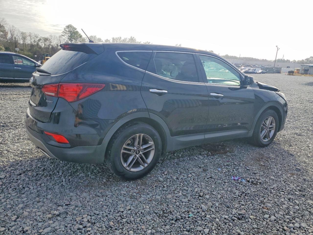 2018 HYUNDAI SANTA FE SPORT photo 3