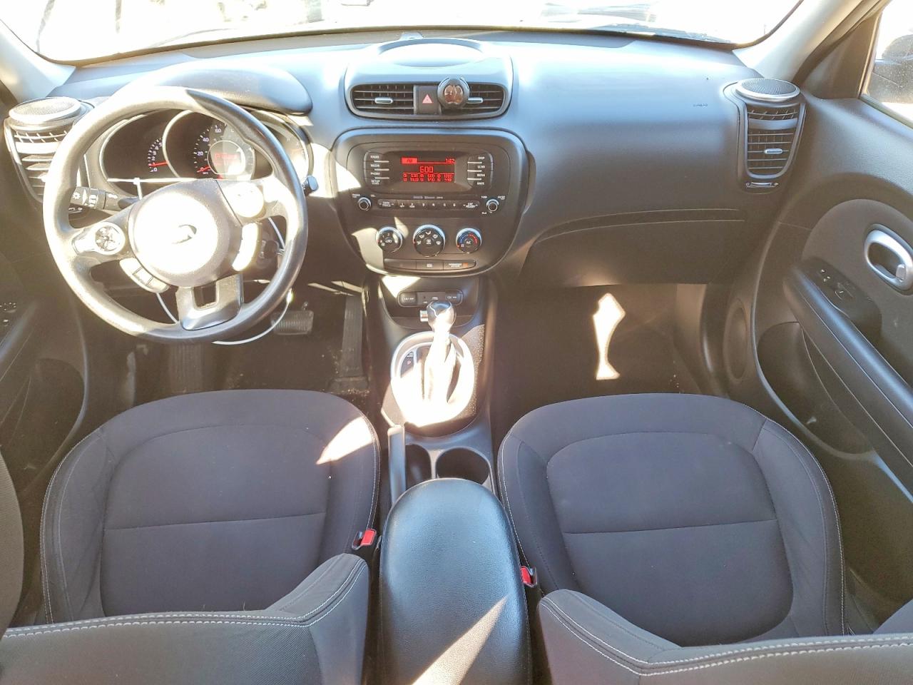 2015 KIA SOUL photo 8
