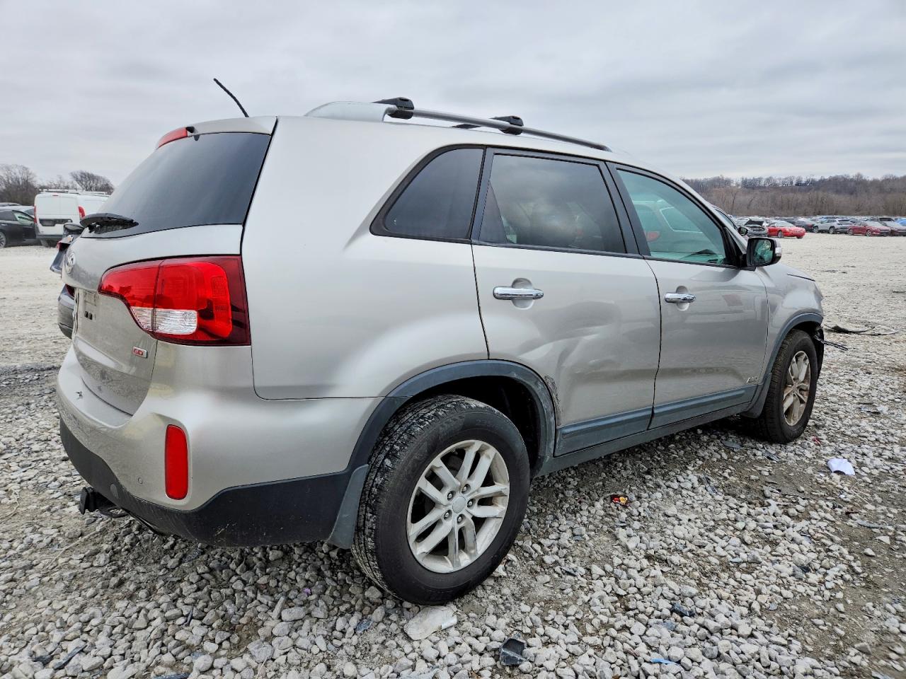 2014 KIA SORENTO LX photo 5