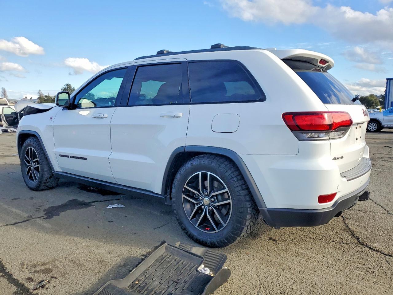 2018 JEEP GRAND CHEROKEE TRAILHAWK photo 2
