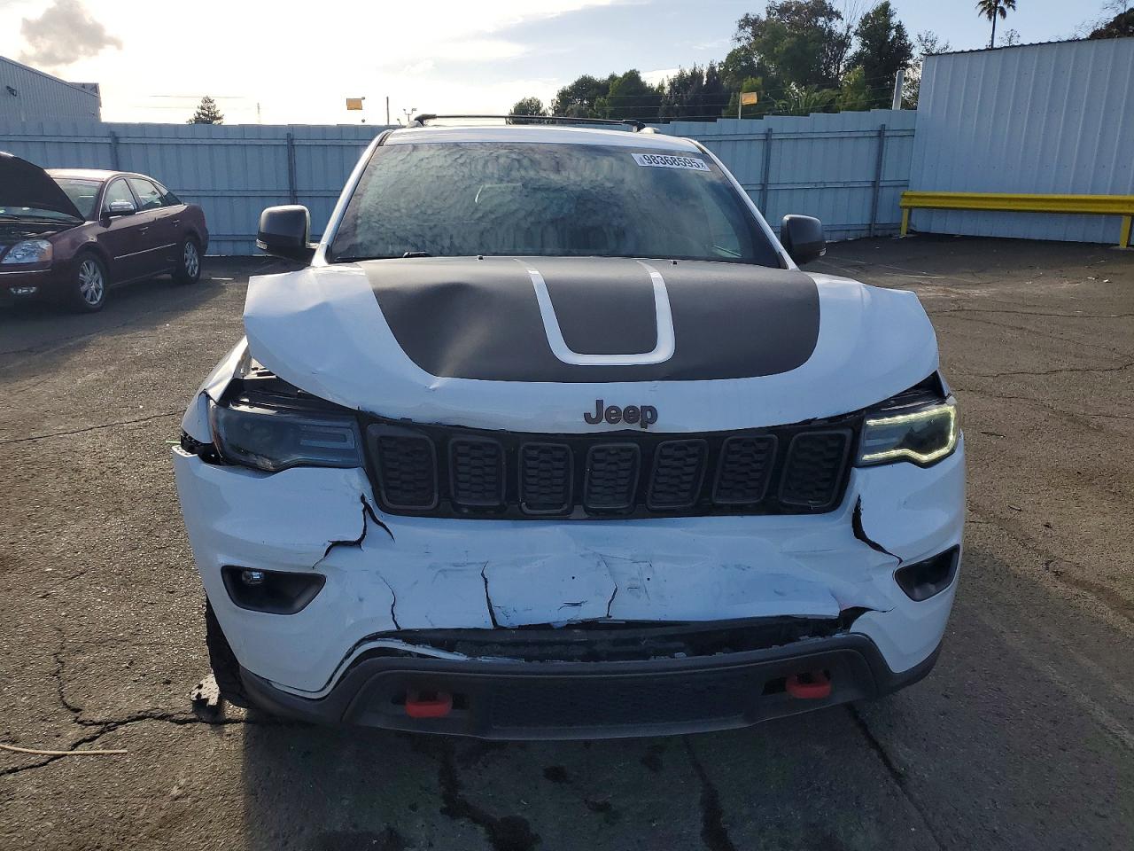 2018 JEEP GRAND CHEROKEE TRAILHAWK photo 5