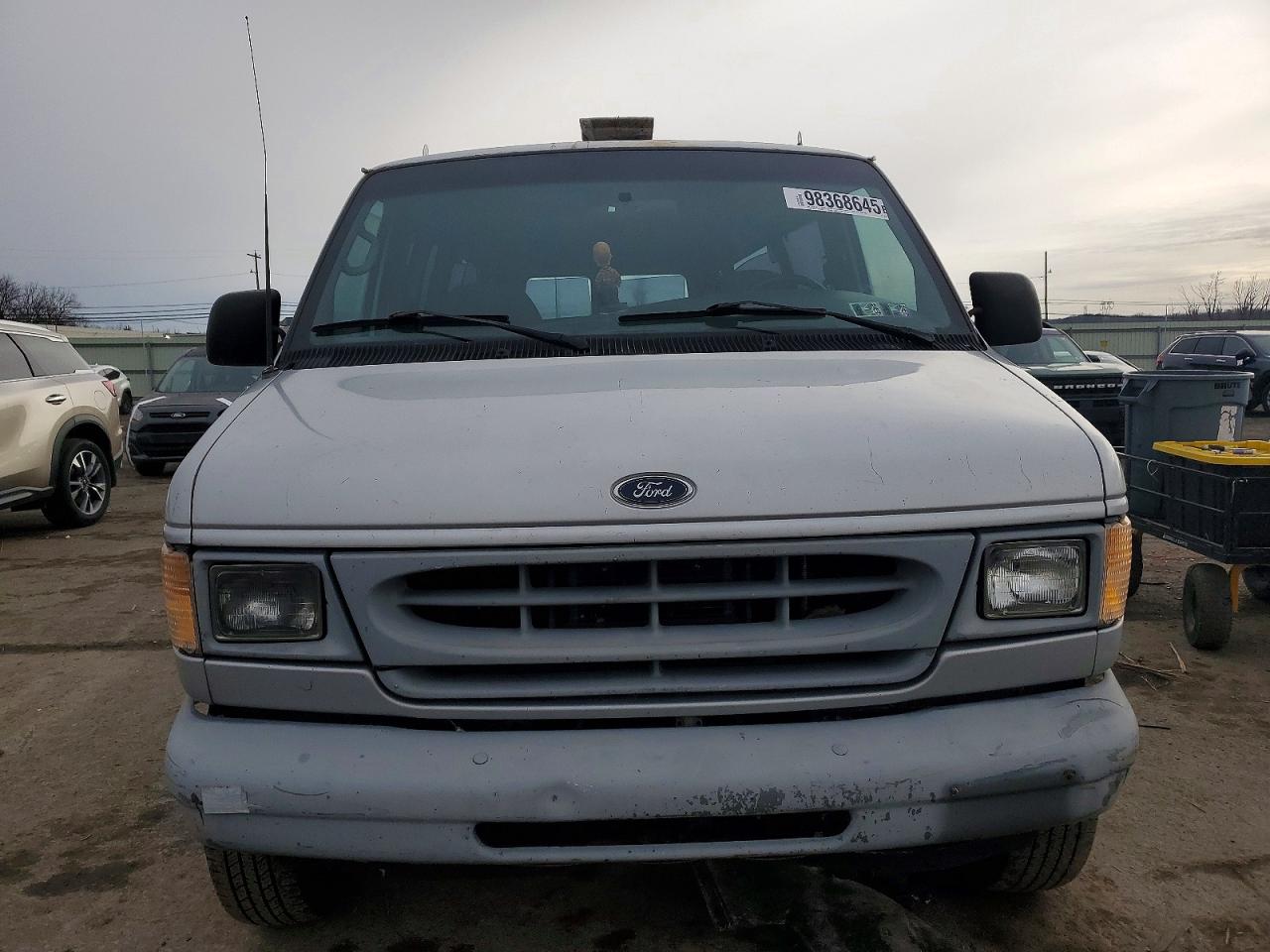 2001 FORD ECONOLINE E250 VAN photo 5