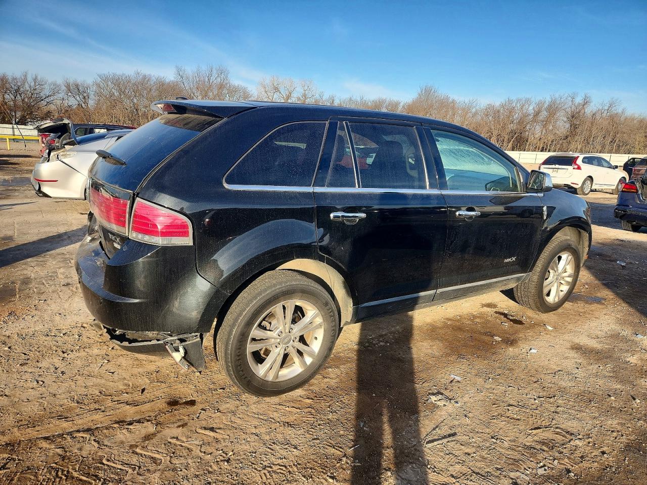 2010 LINCOLN MKX photo 3