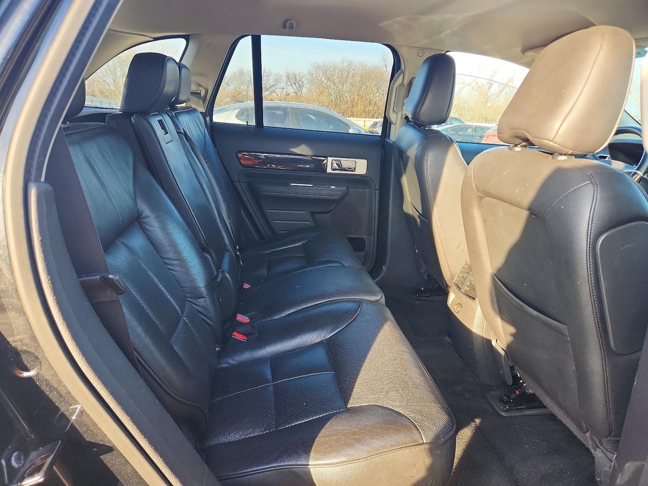 2010 LINCOLN MKX photo 10
