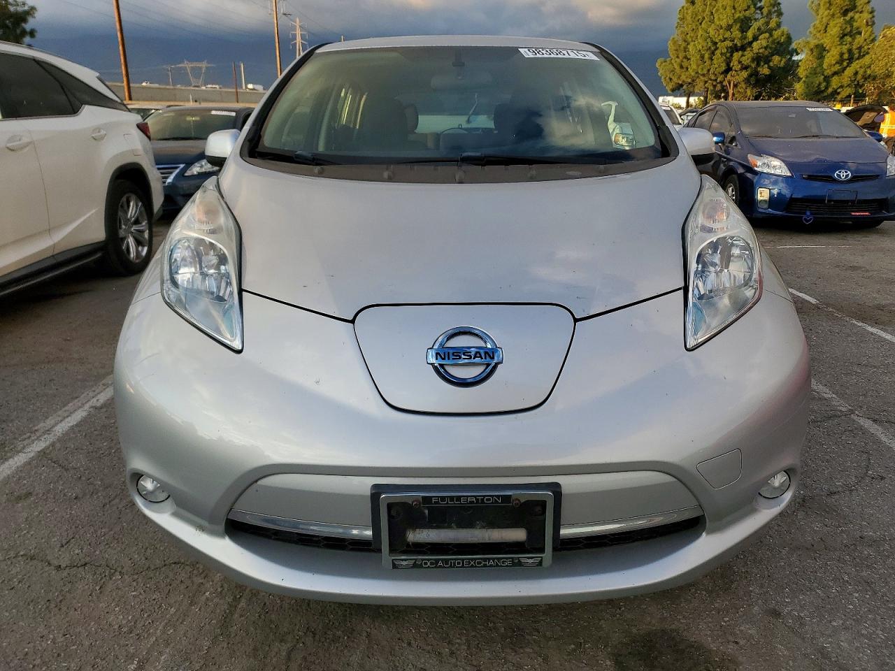 2016 NISSAN LEAF SV photo 5