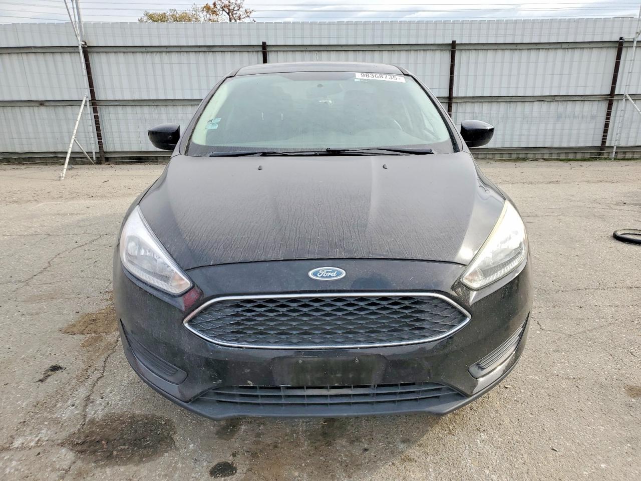2018 FORD FOCUS SE photo 5