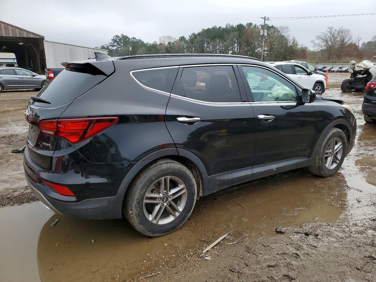 2017 HYUNDAI SANTA FE SPORT photo 3