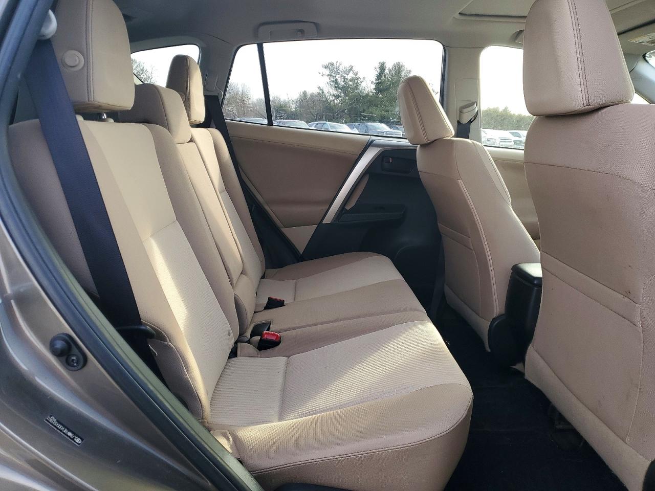2013 TOYOTA RAV4 XLE photo 11