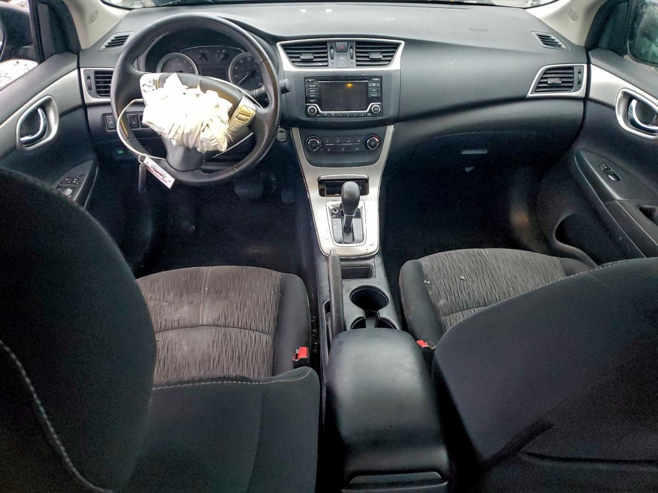 2015 NISSAN SENTRA S photo 8