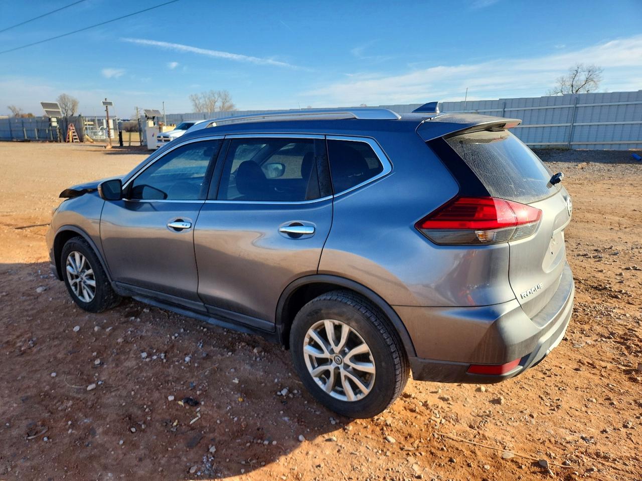 2017 NISSAN ROGUE S photo 3
