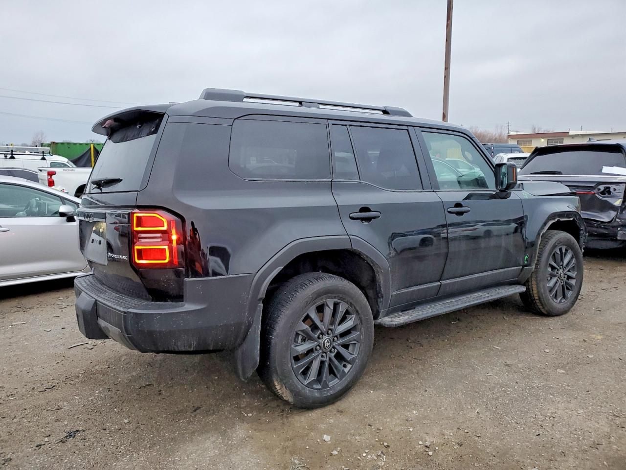 2024 TOYOTA LAND CRUISER BASE photo 3