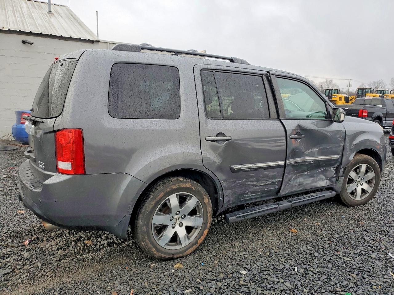 2012 HONDA PILOT TOURING photo 3