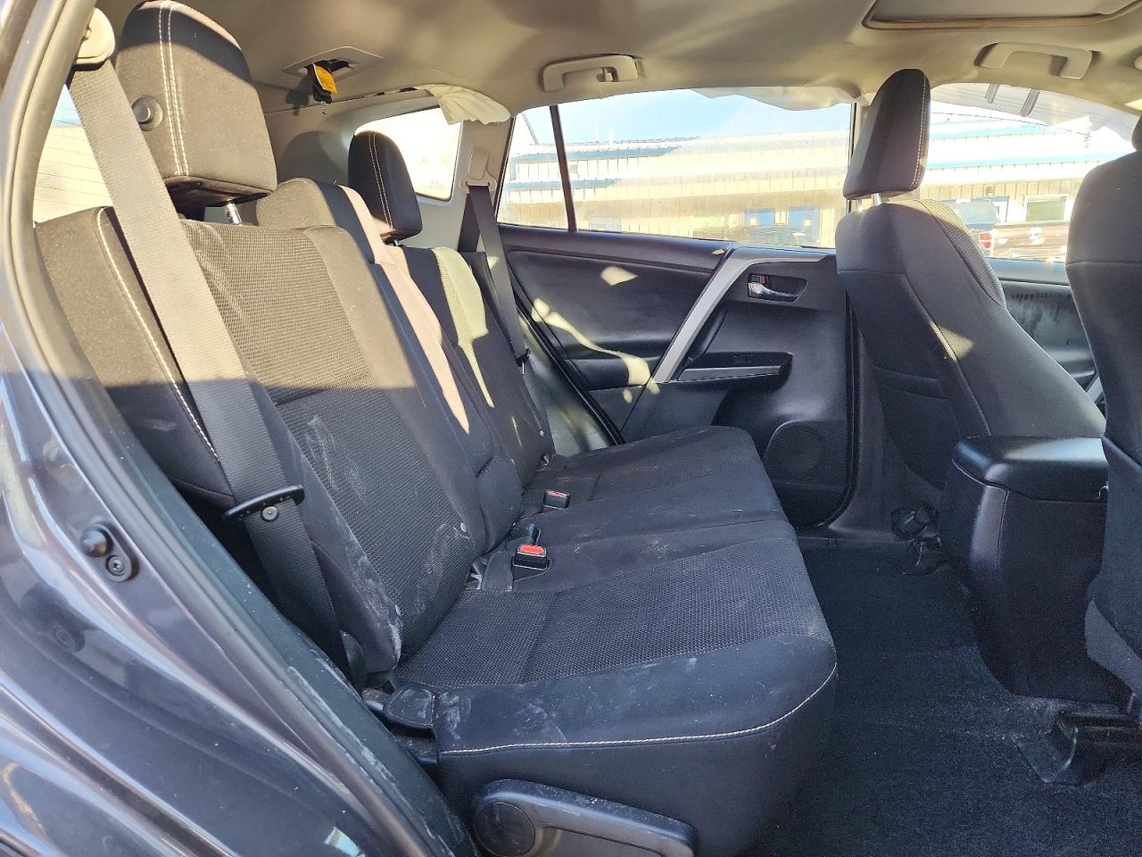 2017 TOYOTA RAV4 XLE photo 11